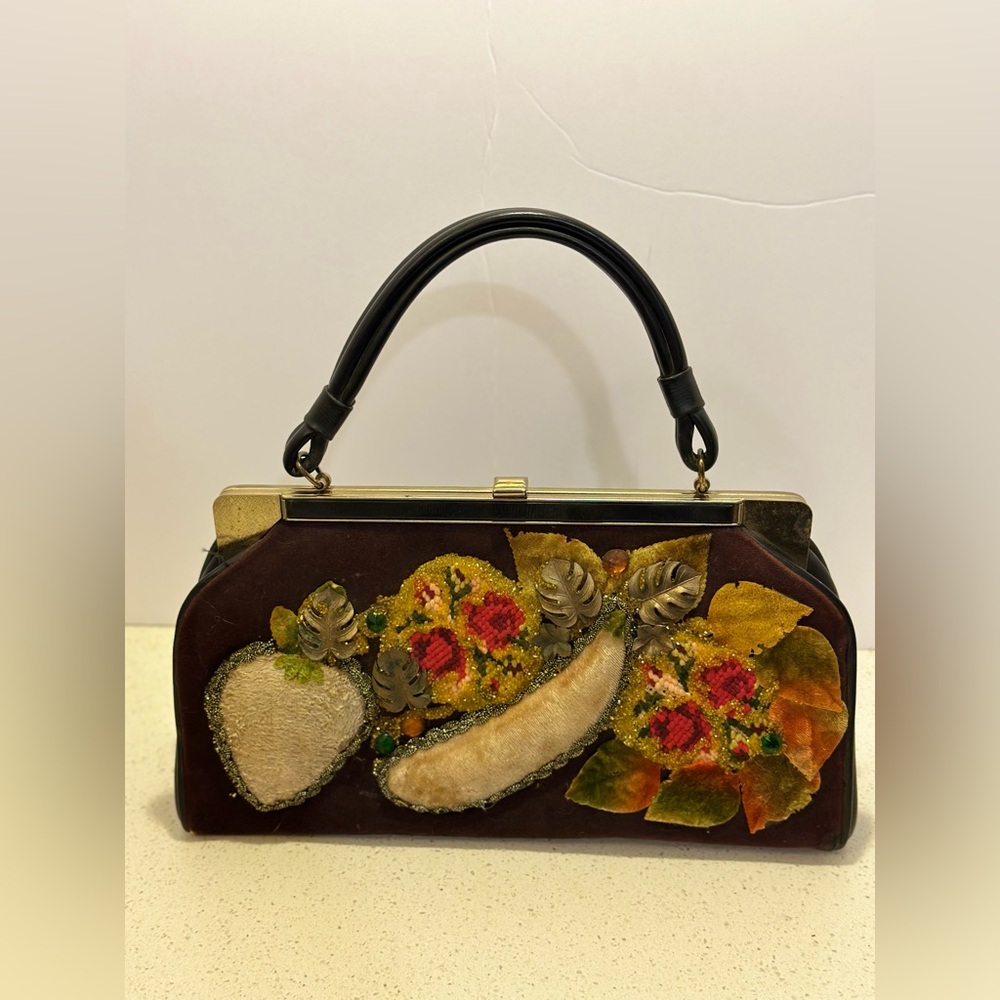 Rare Vintage 1960s Caron of Houston Embellishment Needlepoint / Wool Handbag